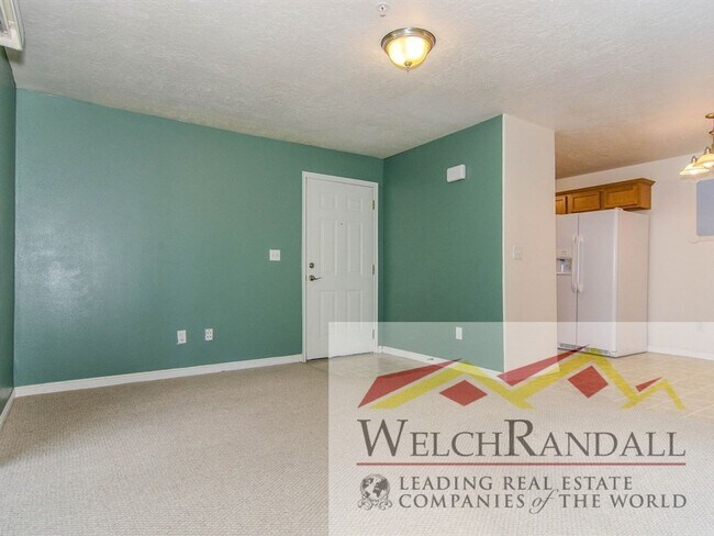 Building Photo - Spacious Lehi Condo