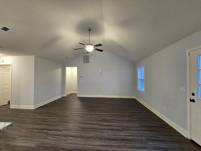 Building Photo - 982 Westfield Ct