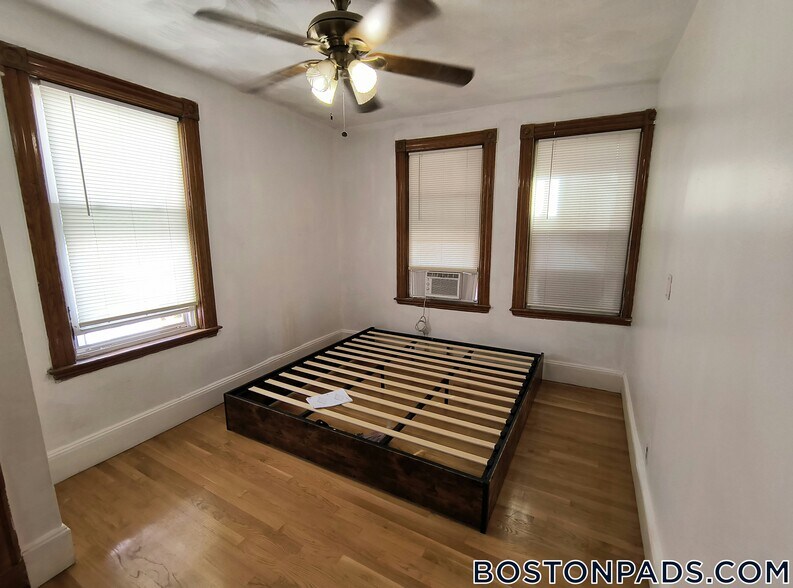 Building Photo - 200 Highland St