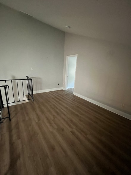 Building Photo - 1107 Tristram Cir