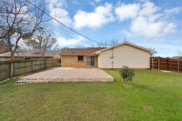 Building Photo - 1611 Celeste Ct