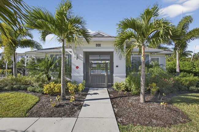 Building Photo - 846 SE grovebush Ln