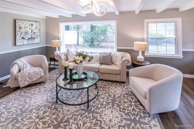 Building Photo - 1834 Fairview St