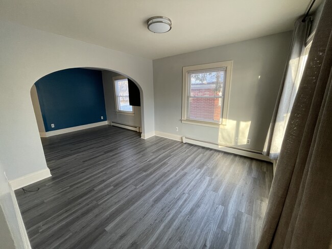 Living room view from front door entry - 1299 Harpst St