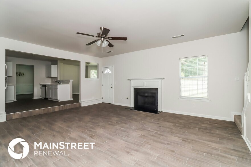 Building Photo - 2774 Elkmont Ridge SW