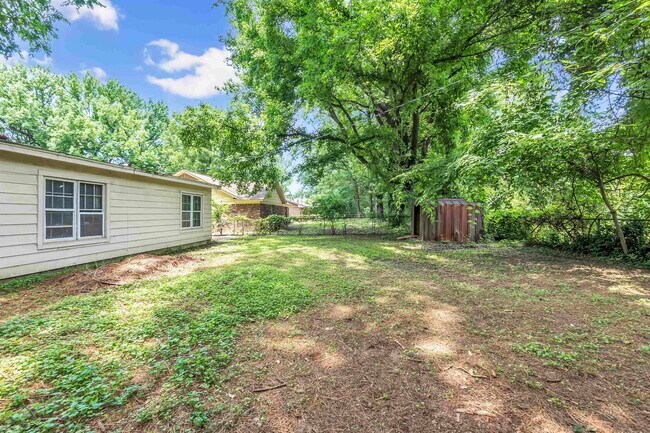 Building Photo - 5304 Haleville Rd