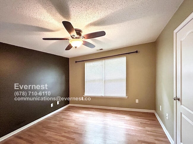 Building Photo - 1406 Bayrose Cir