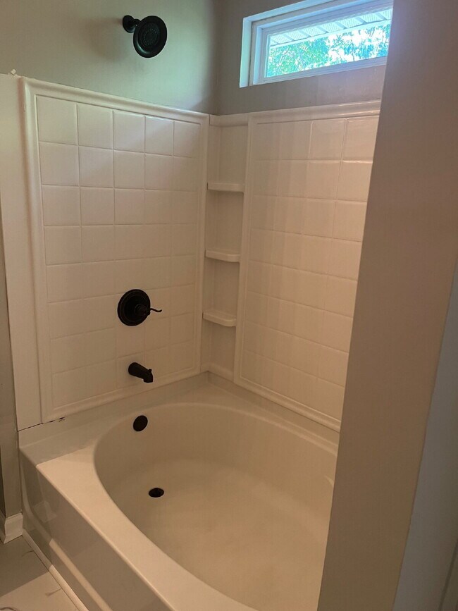 Building Photo - "Spacious 3-Bedroom Townhouse Retreat with Fireplace & Hardwood Floors in Antioch!"