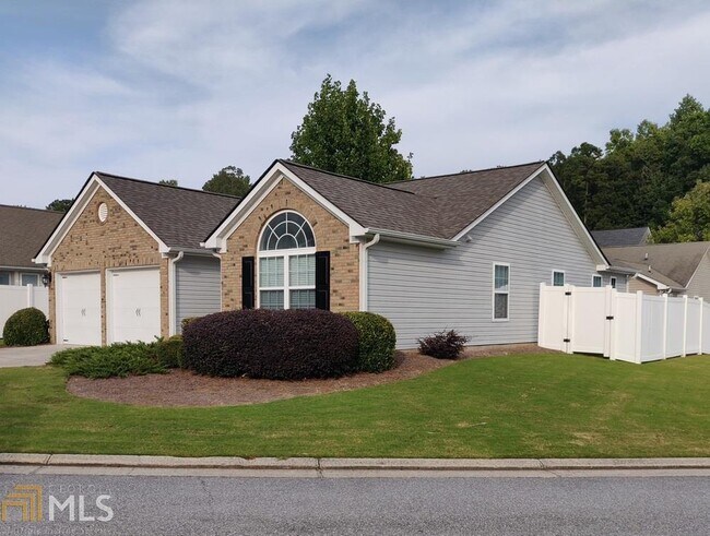 Building Photo - 302 Highland Falls Dr