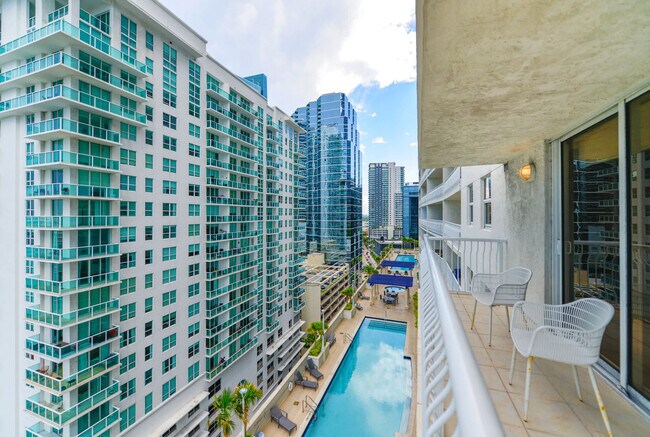 Building Photo - 1200 Brickell Bay Dr