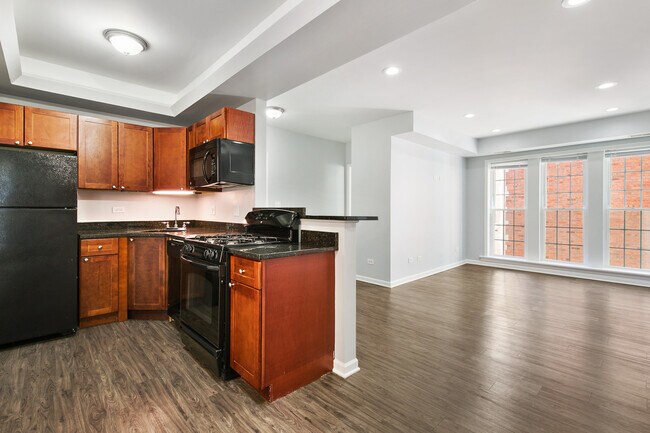 Building Photo - 7730 N Ashland Ave