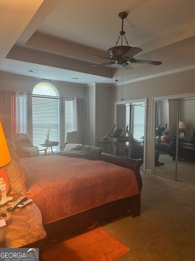 Building Photo - 421 Creekside Dr