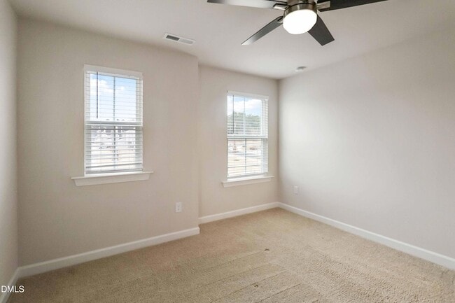 Building Photo - 521 Brittany Ct