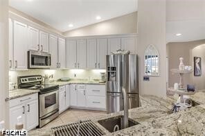 Building Photo - 12037 Brassie Cir