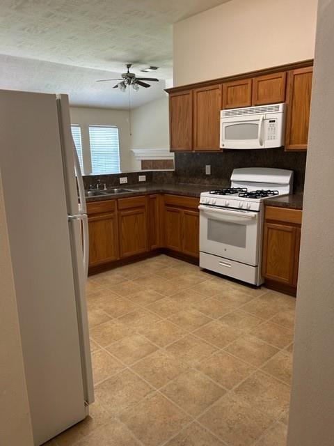 Building Photo - 21419 Mission Falls Dr