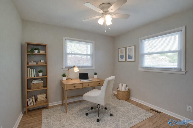 Building Photo - 803 Mead Rd NE