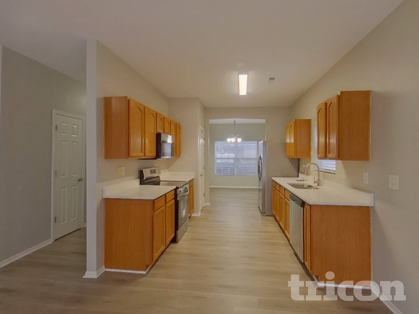 Building Photo - 3728 Charterhall Ln