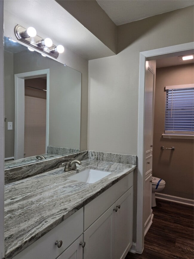 Building Photo - 2623 Fern Hill Dr