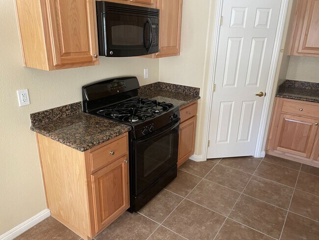 Building Photo - REALLY NICE HOME    NEVADA RANCH estates