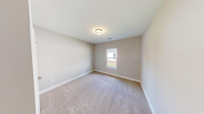 Building Photo - 1060 Moen Lp