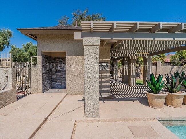 Building Photo - 1266 N 85th Pl