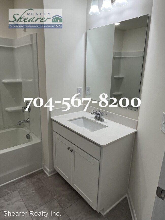 Building Photo - 3 br, 2.5 bath House - 2869 Yeager Drive