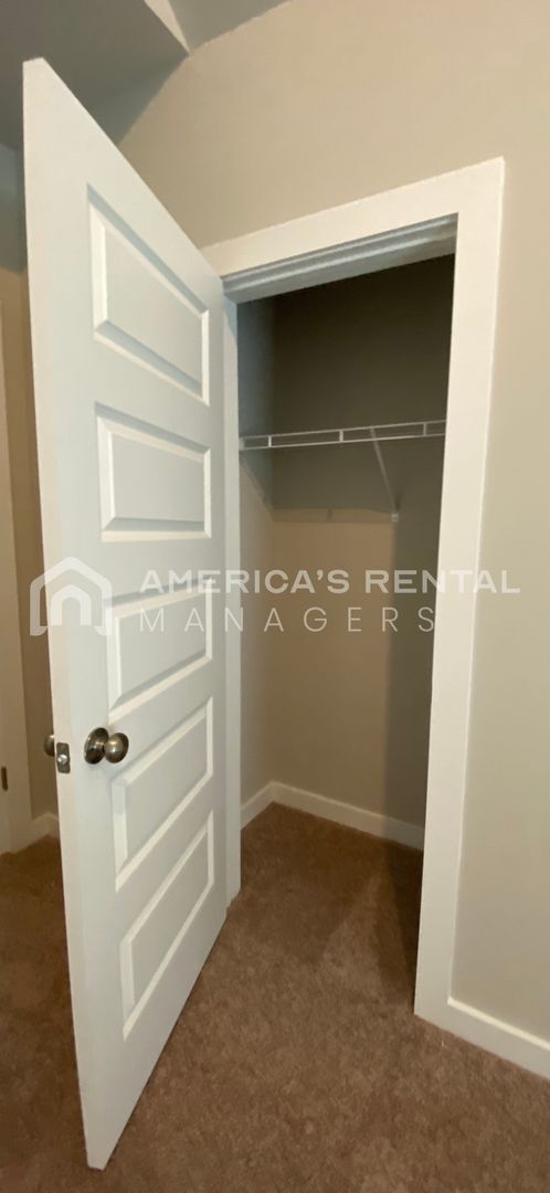 Building Photo - Home for Rent in Thorsby! View with 48 Hours Notice!