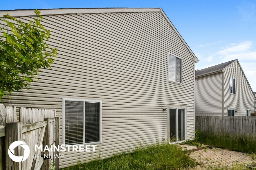 Building Photo - 6602 Largo Ln