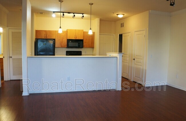 Building Photo - 8290 Gate Pkwy W