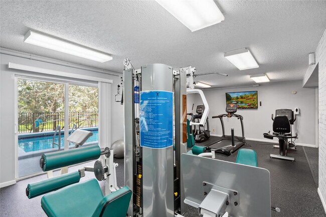 Building Photo - 3909 N Ocean Blvd