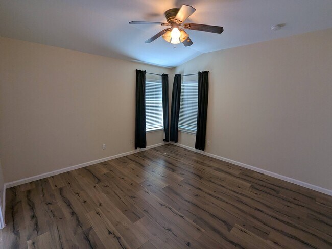 Building Photo - 313 Tudor House Rd