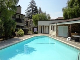 Building Photo - 6250 Havenside Dr