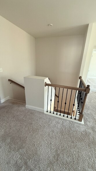 Building Photo - 3685 Summerpoint Crossing