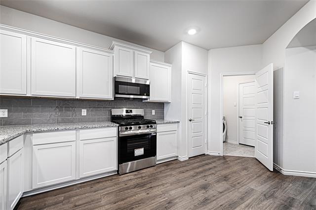 Building Photo - 2427 Grapevine Wy