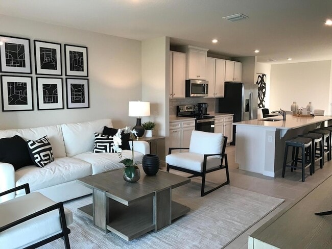 Building Photo - 9502 SW Libertas Wy