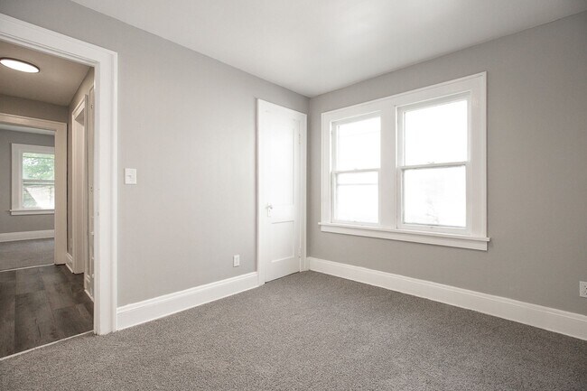 Building Photo - 4772 E 90th St