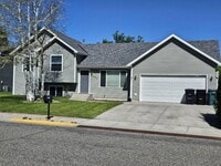 Building Photo - 5 bedroom in Billings MT 59102