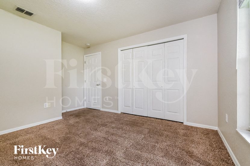 Building Photo - 5318 Keely Ct