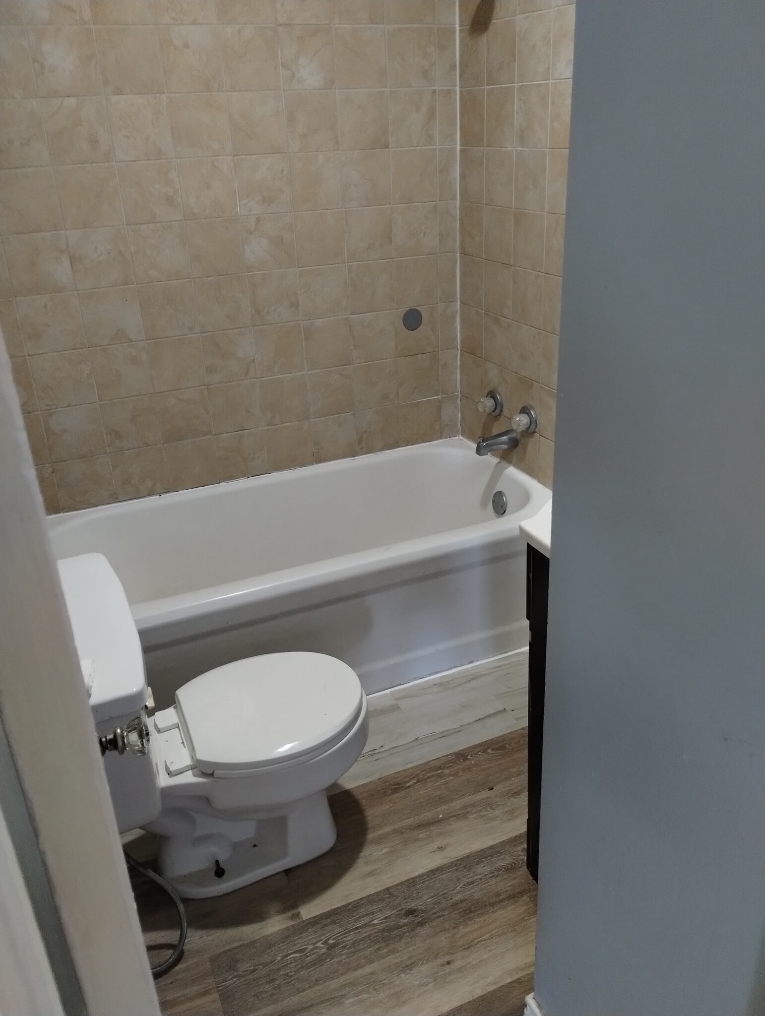 Bathroom - 2211 Echols St