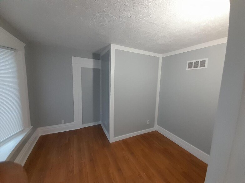 Building Photo - 230 S Pennsylvania Ave