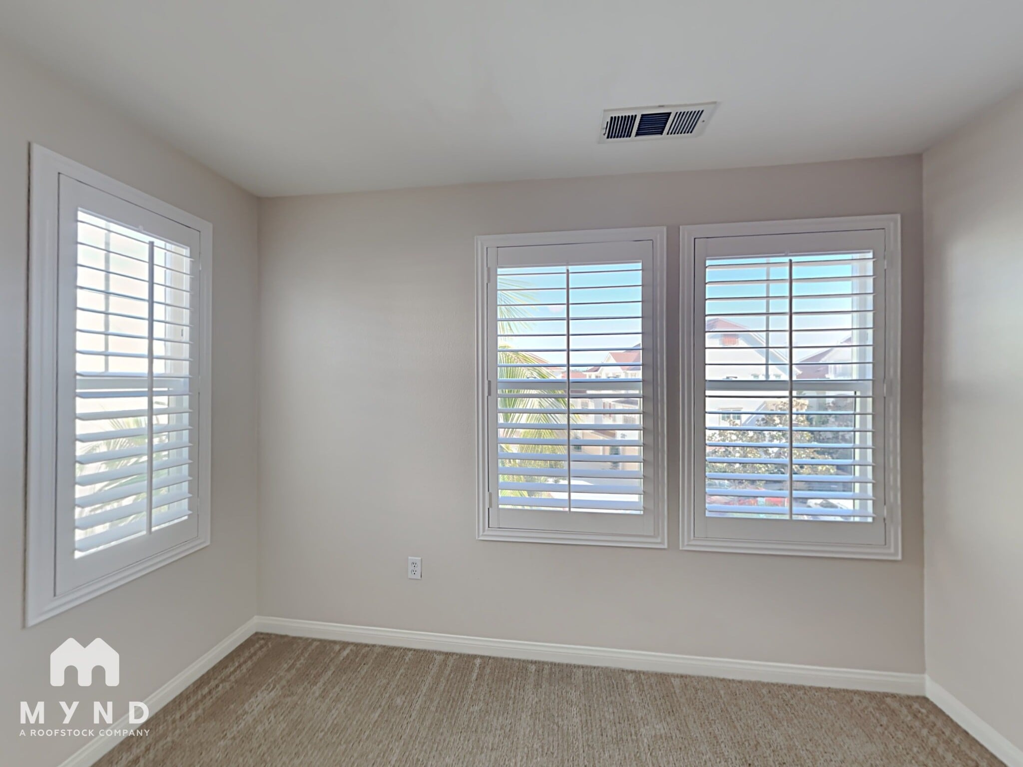 Building Photo - 815 Harbor Cliff Way