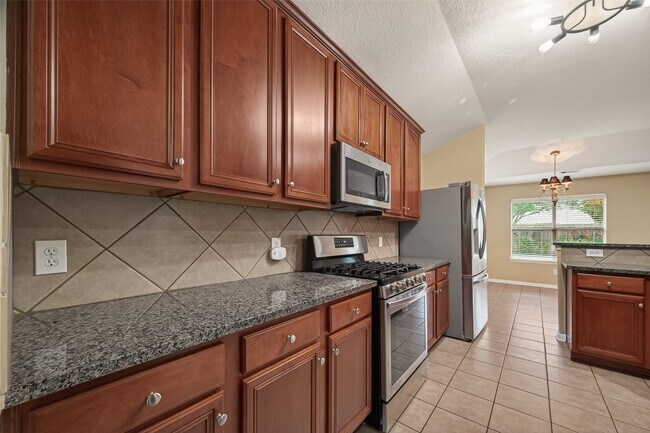 Building Photo - 6922 Summer Bridge Ln