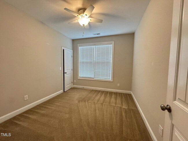 Building Photo - 248 Turner Oaks Dr