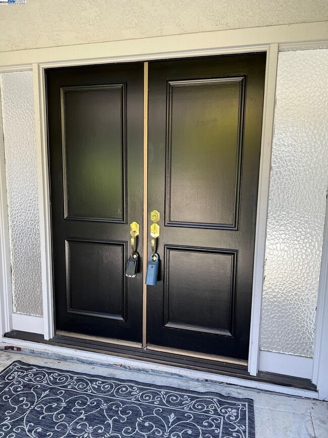 Building Photo - 535 Cambrian Way