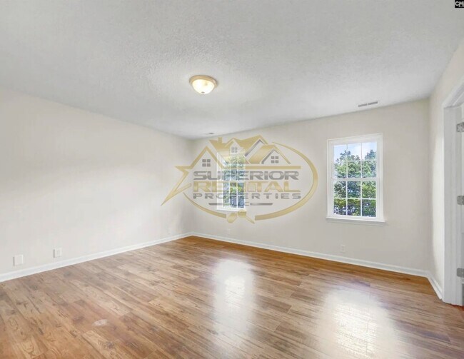 Building Photo - 124 Pickwick Dr