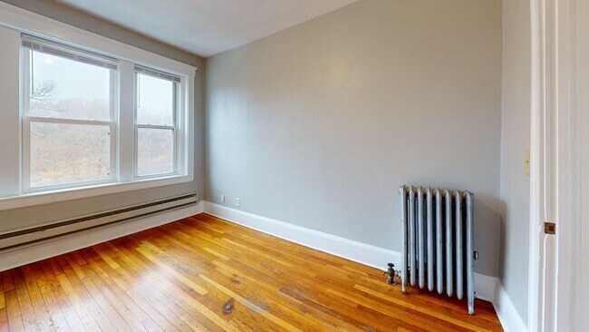 Building Photo - 12 American Legion Hwy