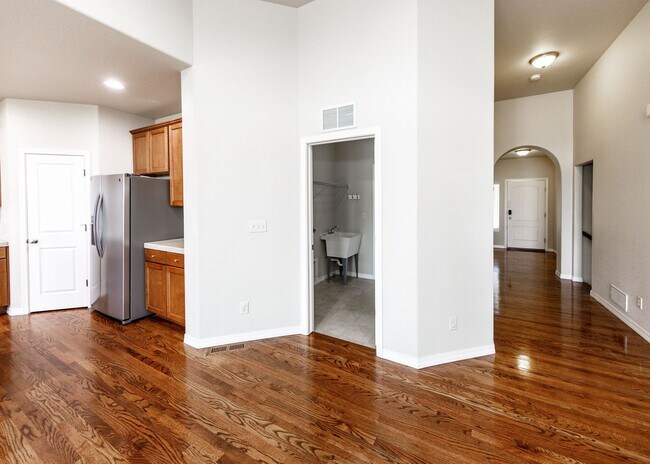 Building Photo - Cordera Home within walking to D20 Schools...