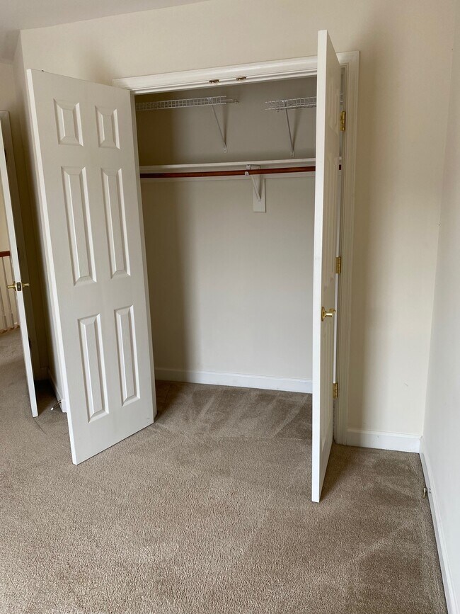 Building Photo - 14236 Madrigal Dr