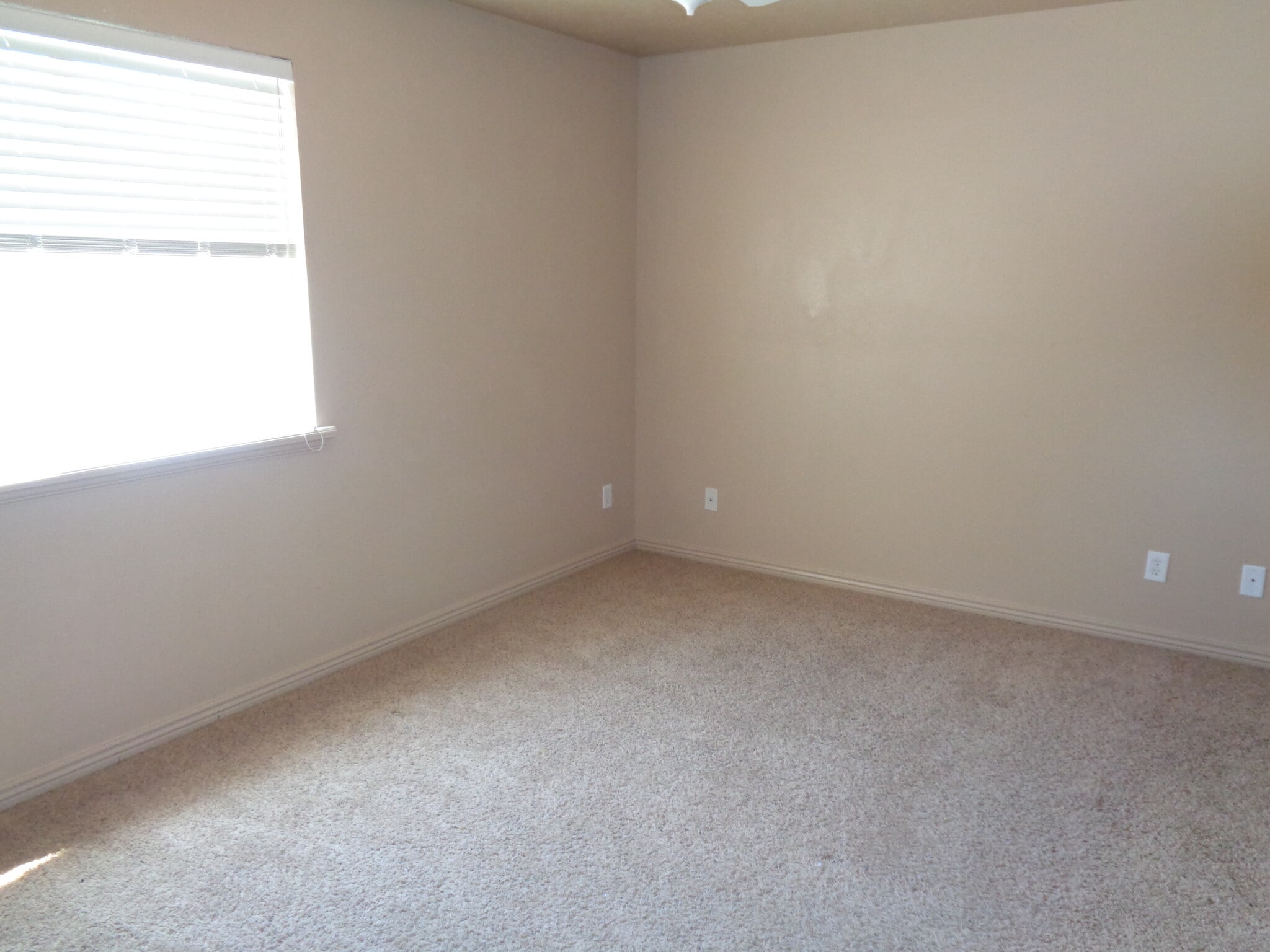 Building Photo - 6758 W Haven Maple Dr