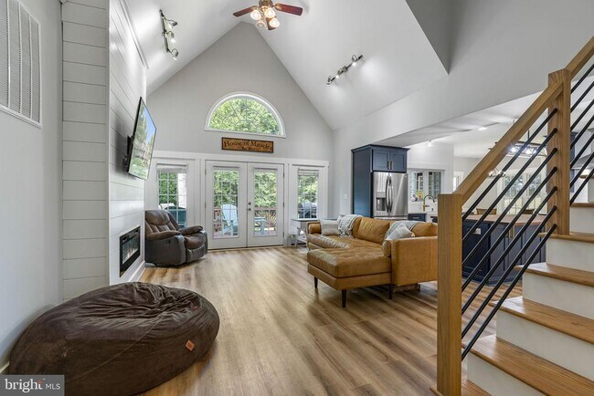 Building Photo - 17 Old Banks Dr